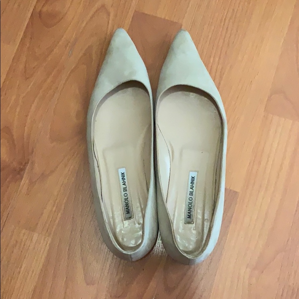 Manolo Bahnik flats